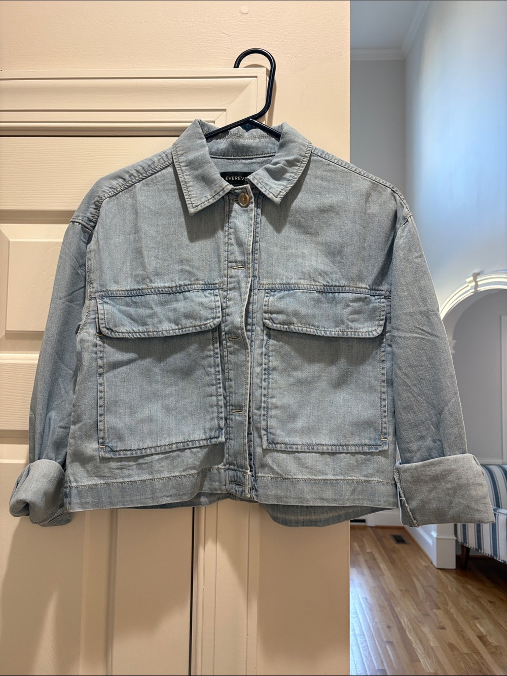 Evereve Cropped Denim Jacket - Size XS - NWOT
